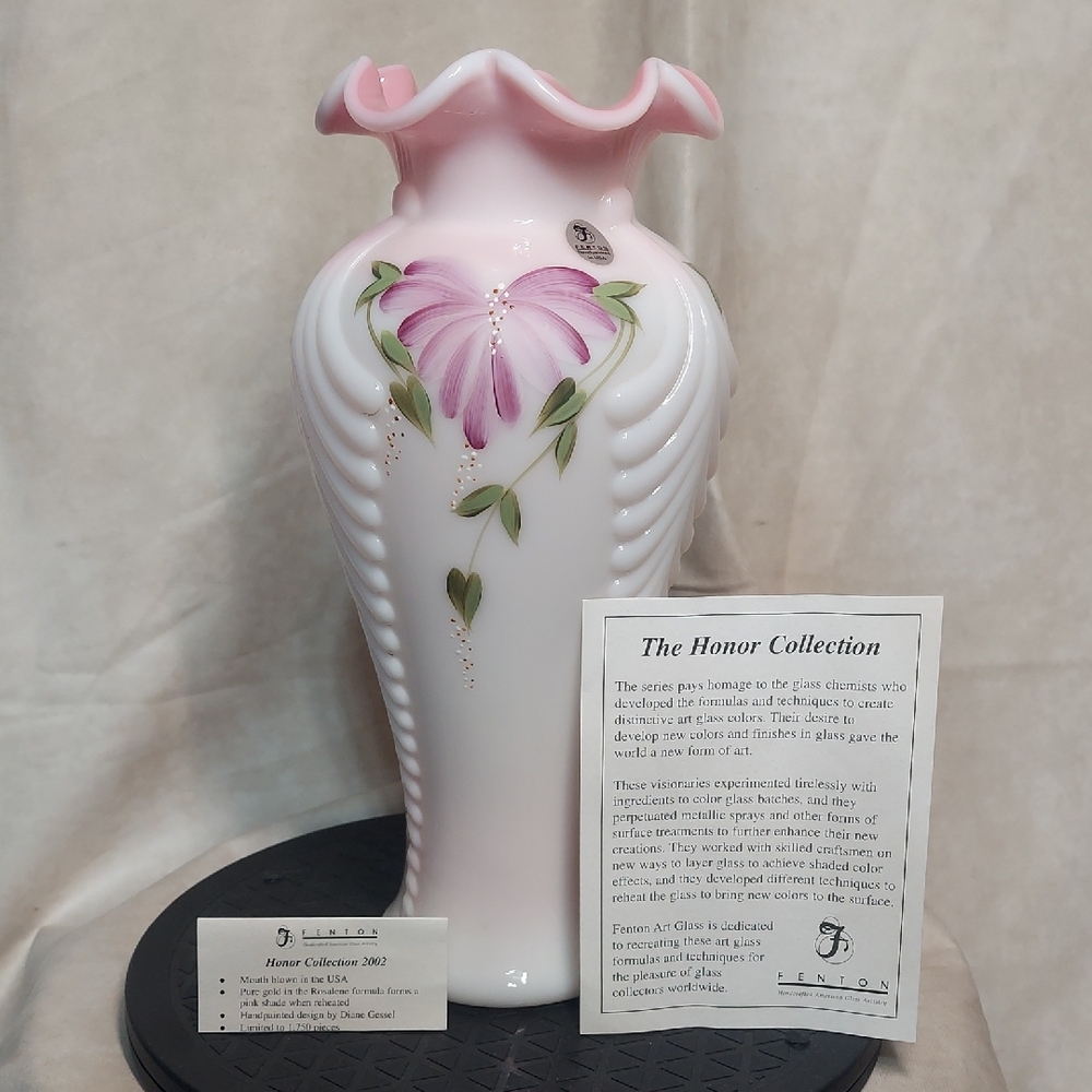 Fenton Art Glass Honor Collection 2002 Rosalene Feather Vase LE #886/1750
